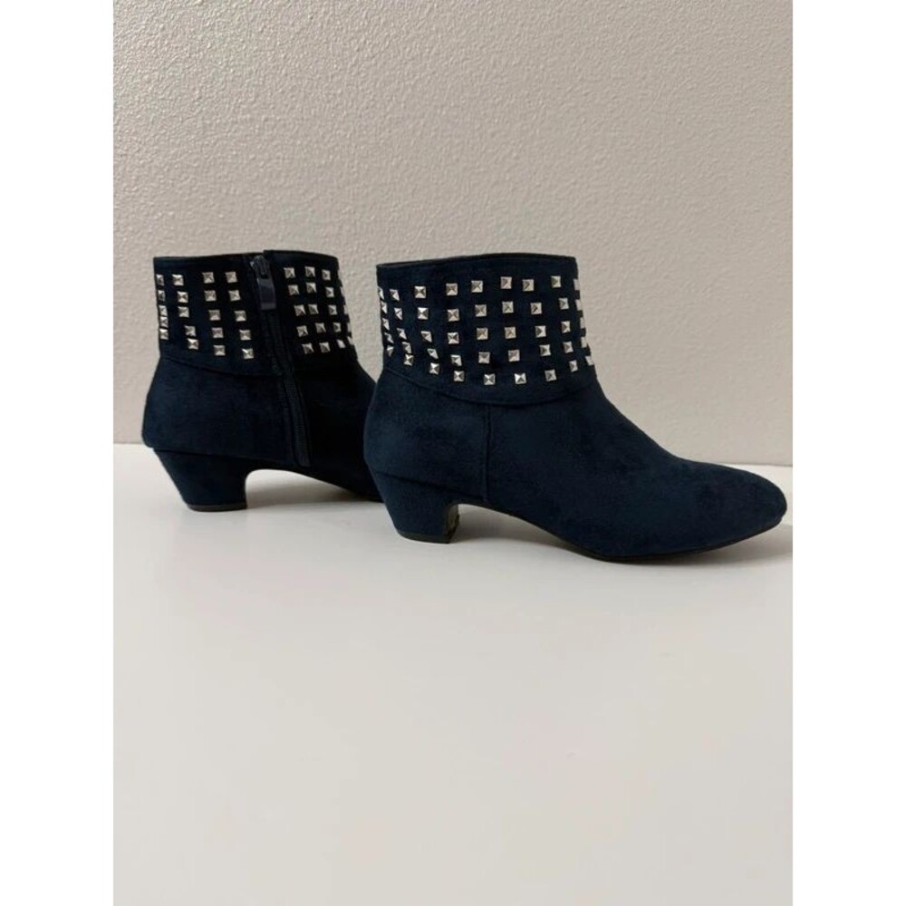 Masseys Blue Studded Ankle Boots Size 7.5M Silver Hardware